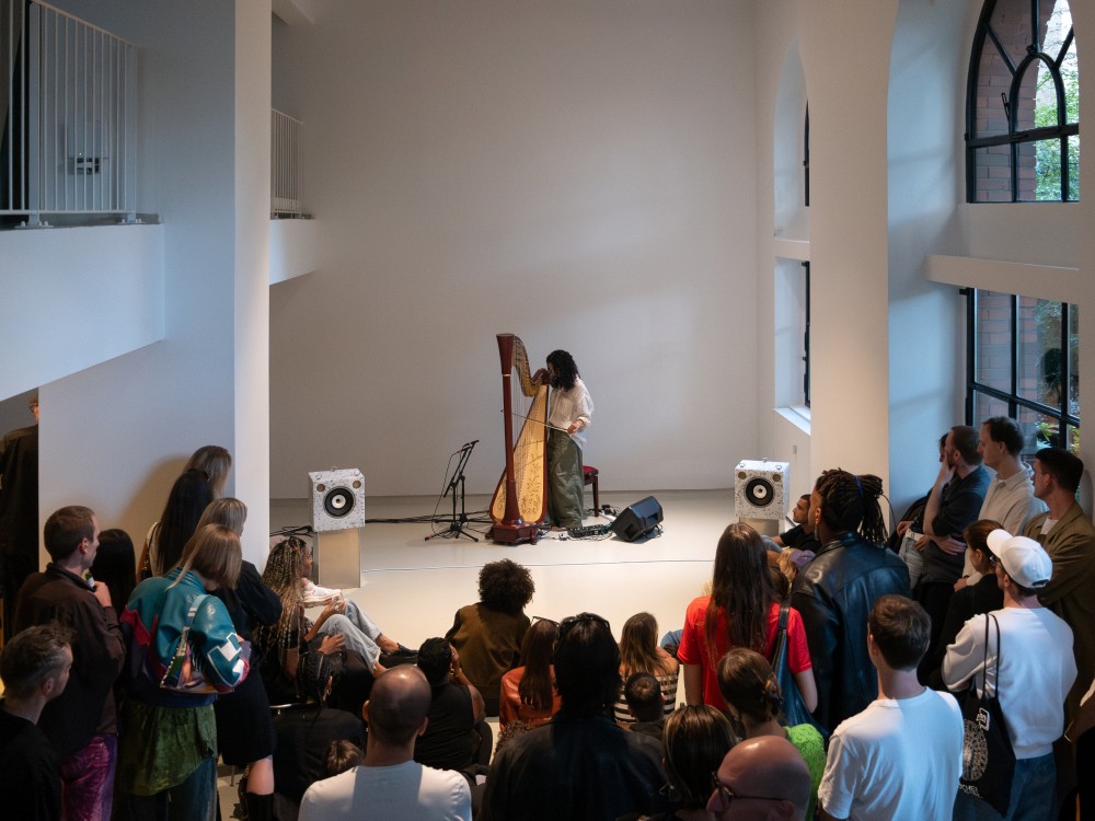 Miriam Adefris at ROSEGARDEN, BERLIN © Latency