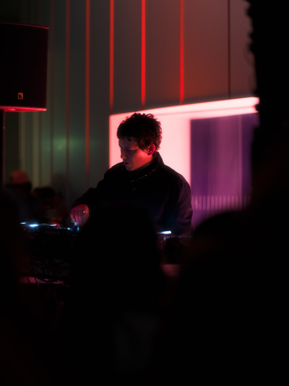 Feed © Latency